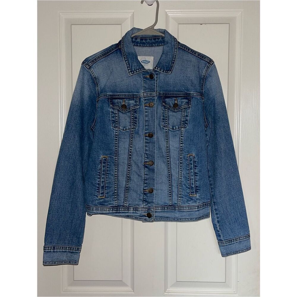 Old navy women’s stretch denim jean jacket size medium